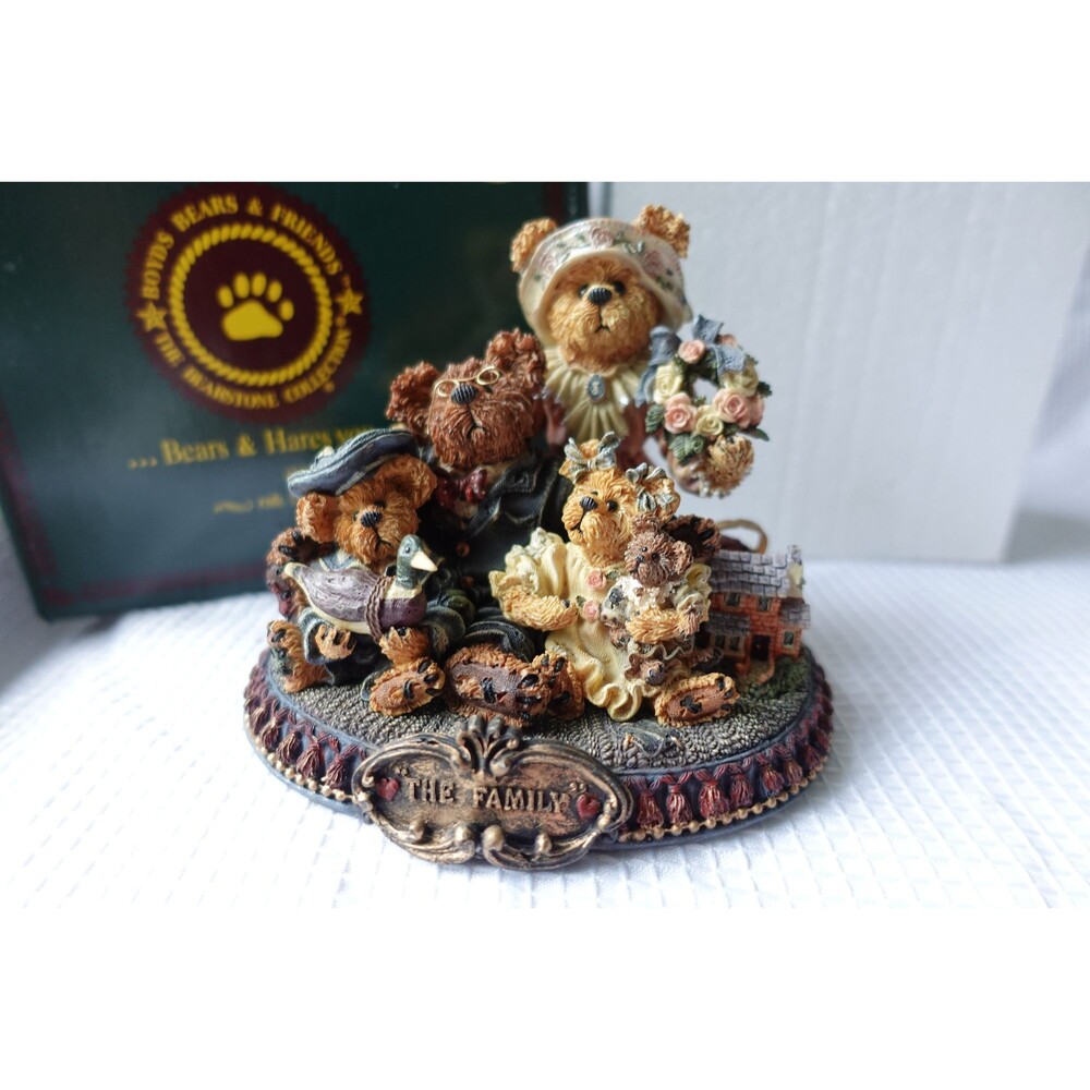 Boyds Bears and Friends-Gary,Tina,Matt and Bailey From Our Home to Yours 227804